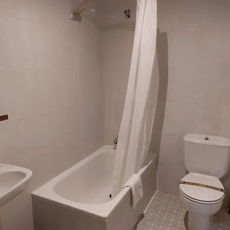 A Taberna De Gundian ゲストハウス 3*