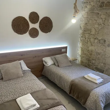 ゲストハウス A Taberna De Gundian 3*