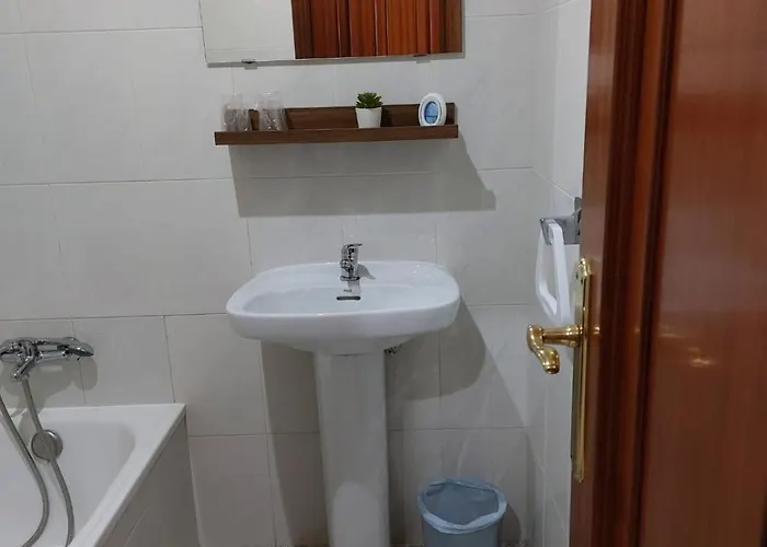 A Taberna De Gundian בית הארחה 3*