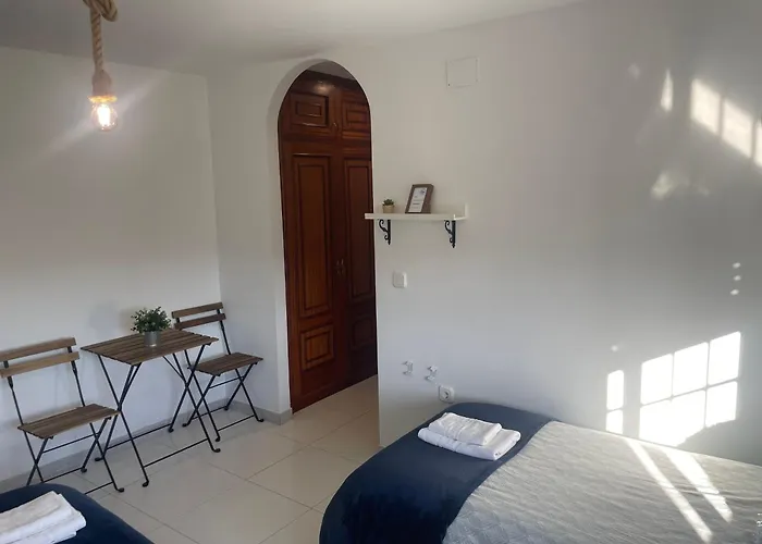 A Taberna De Gundian בית הארחה 3*